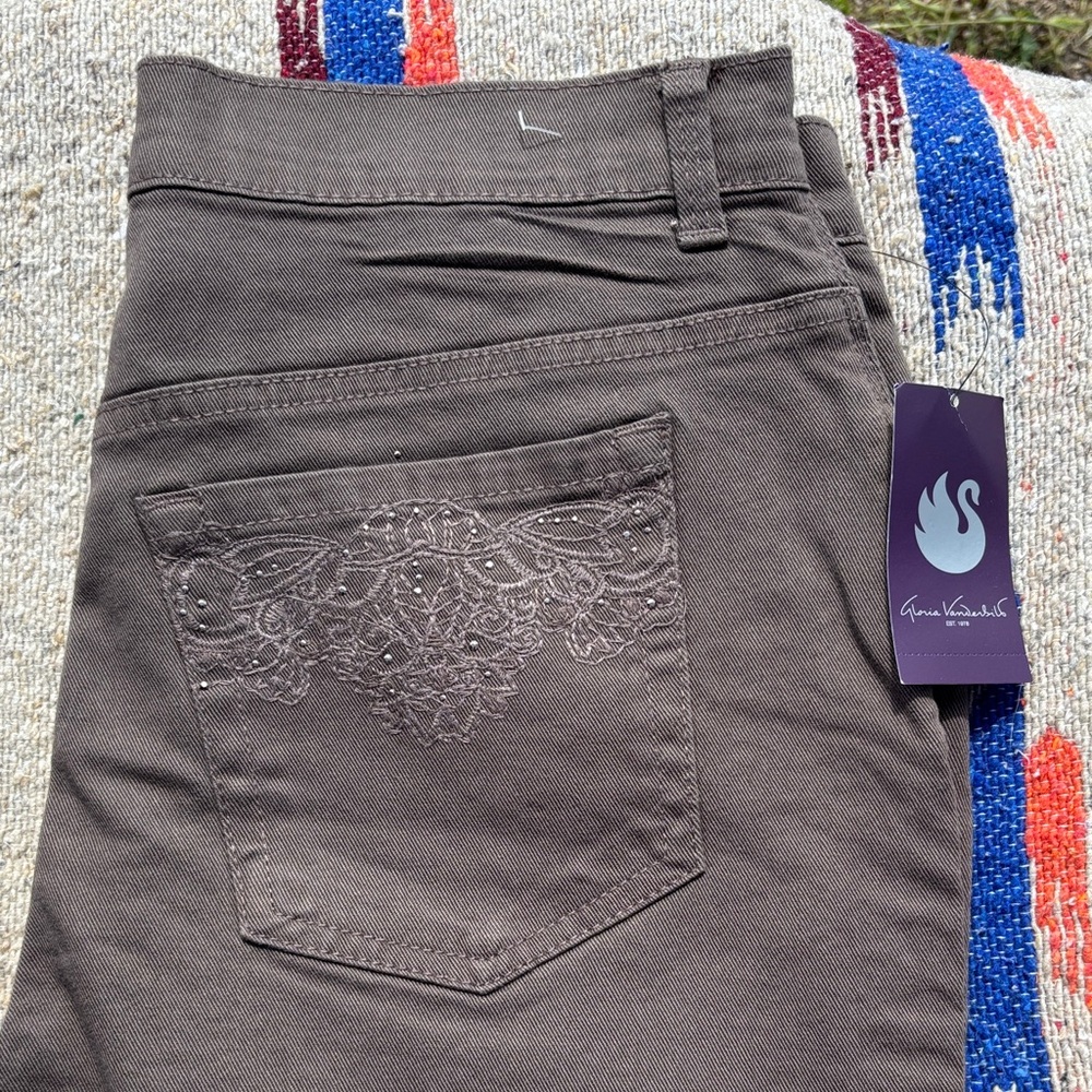 Gloria Vanderbilt Chocolate Ankle Jeans